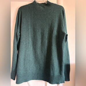 Old Navy Green Turtleneck Sweater